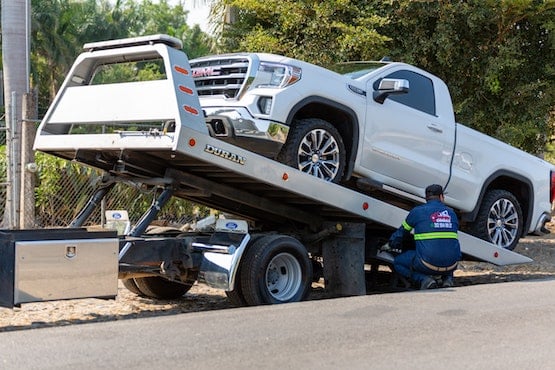 personal injury questions: towing pickup truck